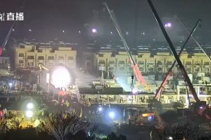 Live video! Iata cum se desfasoara lucrarile la spitalul din Wuhan. Au fost alocate forte impresionante 
