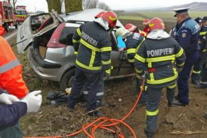 Accident rutier pe DJ 222 intre Tulcea si Agighiol. Doua victime, dintre care una a decedat (galerie foto) 