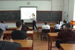 Programe noi de studii la Facultatea de Inginerie şi Tehnologia Informaţiei din cadrul UMFST