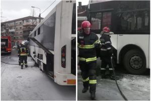 Un autobuz OTL a luat foc pe o stradă din Oradea (FOTO)