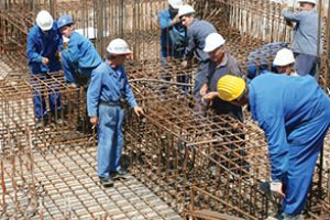 Impozite mari, muncă la negru. 47 de angajatori din Iaşi au fost amendaţi pentru că nu îşi plăteau angajaţii