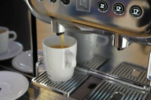 Beneficiile şi dezavantajele consumului de cafea