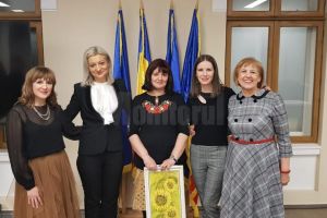 Cum şi de ce îţi protejează copilul de cancer vaccinul anti-HPV