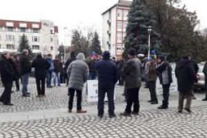 Pensionarii de la IPEG nu se lasa: Un nou protest in fata Prefecturii (FOTO)