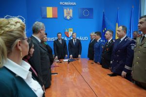 ”Început de drum”: subprefectul Eugen Curteanu, instalat în funcţie (FOTO)