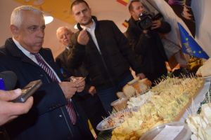 Milionul de euro din spatele „Brânzăriei” înfiinţate de Daea la Sibiu, verificat de procurori