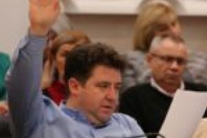 Război în Consiliul Judeţean! Jocuri murdare pe bani grei între PNL şi Pro România?