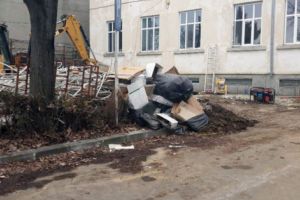 DEȘEURILE BOLNAVILOR DE HIV/SIDA, ÎN FAȚĂ LA INFECȚIOASE!