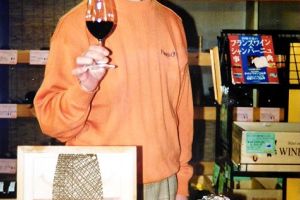 Japonia gustă din vinul Vrancei. Un celebru degustător japonez, jurat la Concursul Naţional de Vinuri ”Bachus 2017”