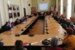 Prima şedinţă a Colegiului Prefectural Timiş, marcată de… absenteism. Prefectul ameninţă cu referate