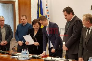 FOTO. Membru nou în Consiliul Judeţean după demisia lui Adrian Cozma. A depus azi jurământul