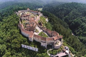 Cetatea Medievală Râşnov intră în restaurare