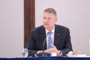 Preşedintele Iohannis a semnat decretul de pensionare a unui magistrat din Sibiu