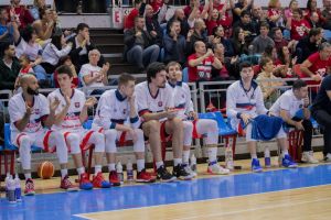 CSM CSU Oradea primeşte replica echipei Dinamo în Liga Naţională de baschet