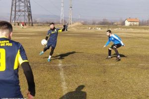 FOTO: CS Ocna Mureş – Industria Galda de Jos 1-2 (0-1), într-un meci de verificare
