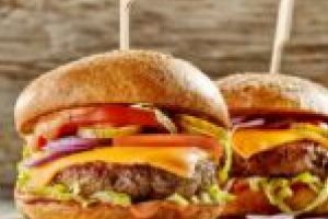 „Găteşti şi dăruieşti”, un eveniment caritabil prin care copiii cu handicap ai unei familii nevoiaşe din Timişoara vor fi ajutaţi!