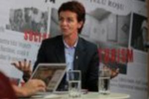 Abuzurile din Radio Reşiţa continuă! De la managerul Sgaverdea, pentru Georgică de la business class, fără număr, pe 105,6 FM!