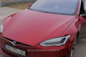 Autoturism marca Tesla cautat de autoritatile din Norvegia, descoperit de politistii de frontiera romani (galerie foto)