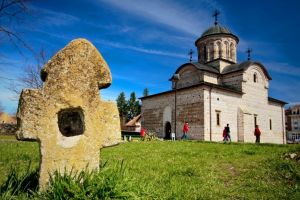 SCHIMBARE MAJORĂ LA BISERICA ORTODOXĂ ROMÂNĂ