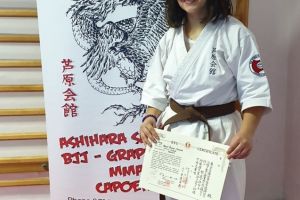 Sa cunoastem si sa recunoastem valorile:  Bianca Andrea Geana, eleva la Liceul Traian“, centura maro la karate si un palmares impresionant  