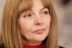 Judecătoarea Stuparu a rămas în pronunţare: La prima vedere, împărţirea banilor primăriilor cărăşene pare pe lângă lege!