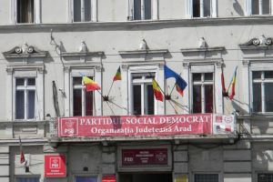 Chiar nu mai aveţi nici un Dumnezeu?! Lupta din PSD Arad capătă accente groteşti