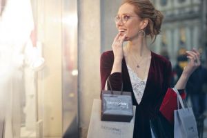 Timpul tau inseamna bani! Iata de ce e bine sa faci videochat la un studio de top