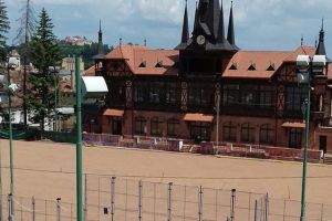 Clădirea Bazei Olimpia va deveni Muzeu al Sportului şi Turismului Montan