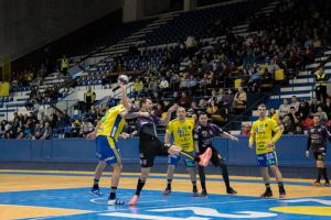 Acuze grave la adresa arbitrajului, după înfrângerea la limită suferită de Politehnica. Adresă trimisă către FRH