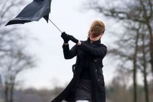 Vreme rea: Cod portocaliu de inundaţii şi cod galben de ploi, în Bihor