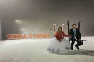 Petrecere de nuntă, în vârful pârtiei Veveriţa