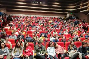 Elevii sibieni sunt buni la istorie şi geografie – Au fost premiaţi la Vâlcea