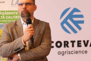 Conferinţa anuală DAFCOCHIM Agro: Recomandare AZOMUREȘ – analizele de sol