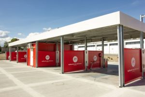 Spălătoriile auto în regim self service apar la Bistriţa ca ciupercile după ploaie