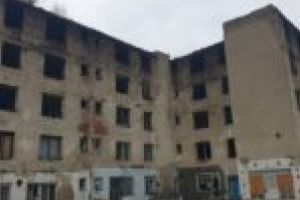 Despăgubiri cu întârziere pentru localnicii din blocul-fantomă. Torma îşi pune speranţa în banii locuitorilor din Moldova Nouă