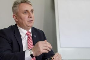 Ministrul Transporturilor promite că în 2020 se vor inaugura între ”40 şi 100 de kilometrii de autostradă” – Veşti şi despre A1, Sibiu – Piteşti