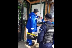 COSTEŞTI: CASĂ BRANŞATĂ ILEGAL LA ENERGIE