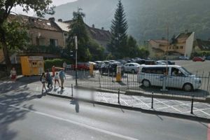 Modificări de circulaţie pe Michael Weiss şi la intrarea în parcarea de lângă Biserica Neagră