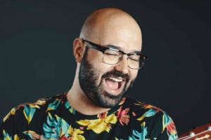 Cunoscutul cântăreţ şi compozitor VIZI vine la Timişoara