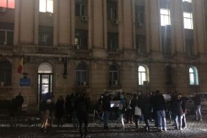 Se iese in strada! PROTEST la Ministerul Sănătăţii, după ce Guvernul Orban a adoptat PRIVATIZAREA programelor de sănătate