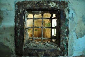 Securitatea comunistă la nivelul judeţului Alba: Un document din arhivă ne prezintă cum era organizată şi câţi români aveau dosar de urmărire