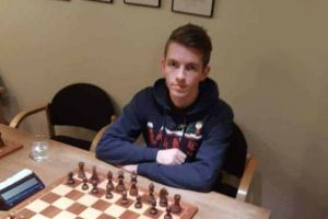 FOTO| Locul 2 pentru albaiulianul Mihnea Costachi, la prima competiţie şahistă la care a participat în Norvegia