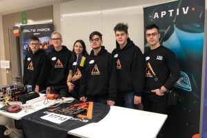 Se întâmplă în România: Șase puşti din Arad s-au dovedit MAI BUNI decât RUȘII la ROBOTICĂ, dar NU POT PARTICIPA la FINALA de la Krasnoyarsk