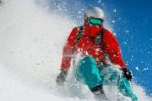 Pe locuri, fiţi gata, start! O nouă ediţie a Cupei „Colţ de Rai” e gata să domine pârtiile Semenicului!