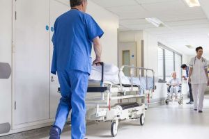 O octogenară a murit de gripă