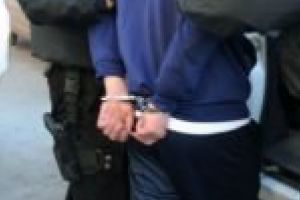 VIDEO: Razie la Bucşani! Electrica a cerut ajutorul Poliţiei şi Jandarmeriei, împotriva hoţilor de energie electrică