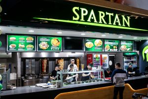 SPECIALITĂȚI GRECEȘTI, ÎN NOUA LOCAȚIE SPARTAN, DESCHISĂ ÎN FOOD COURT PALAS