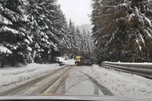 VIDEO: Atenţie! DN 12C km 5-32 este închis circulaţiei