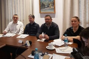 VIDEO Două competiţii cu sute de schiori, în Poiana Braşov