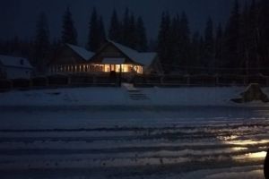 Șase localităţi din Harghita sunt nealimentate cu energie electrică din cauza vremii. În total 2500 de utilizatori